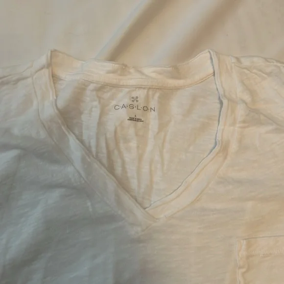 Caslon V-neck pocket shirt sleeve shirt, white, large - Picture 3 of 4